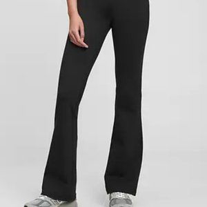XS Black Gap flare leggings